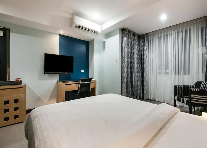 Bay Area 3* Manila