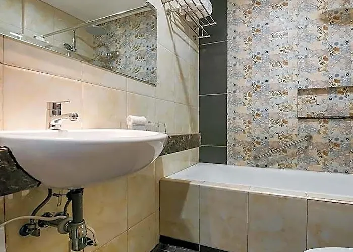 Bay Area Hotel